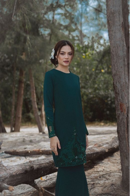 Serikuntum - dark green